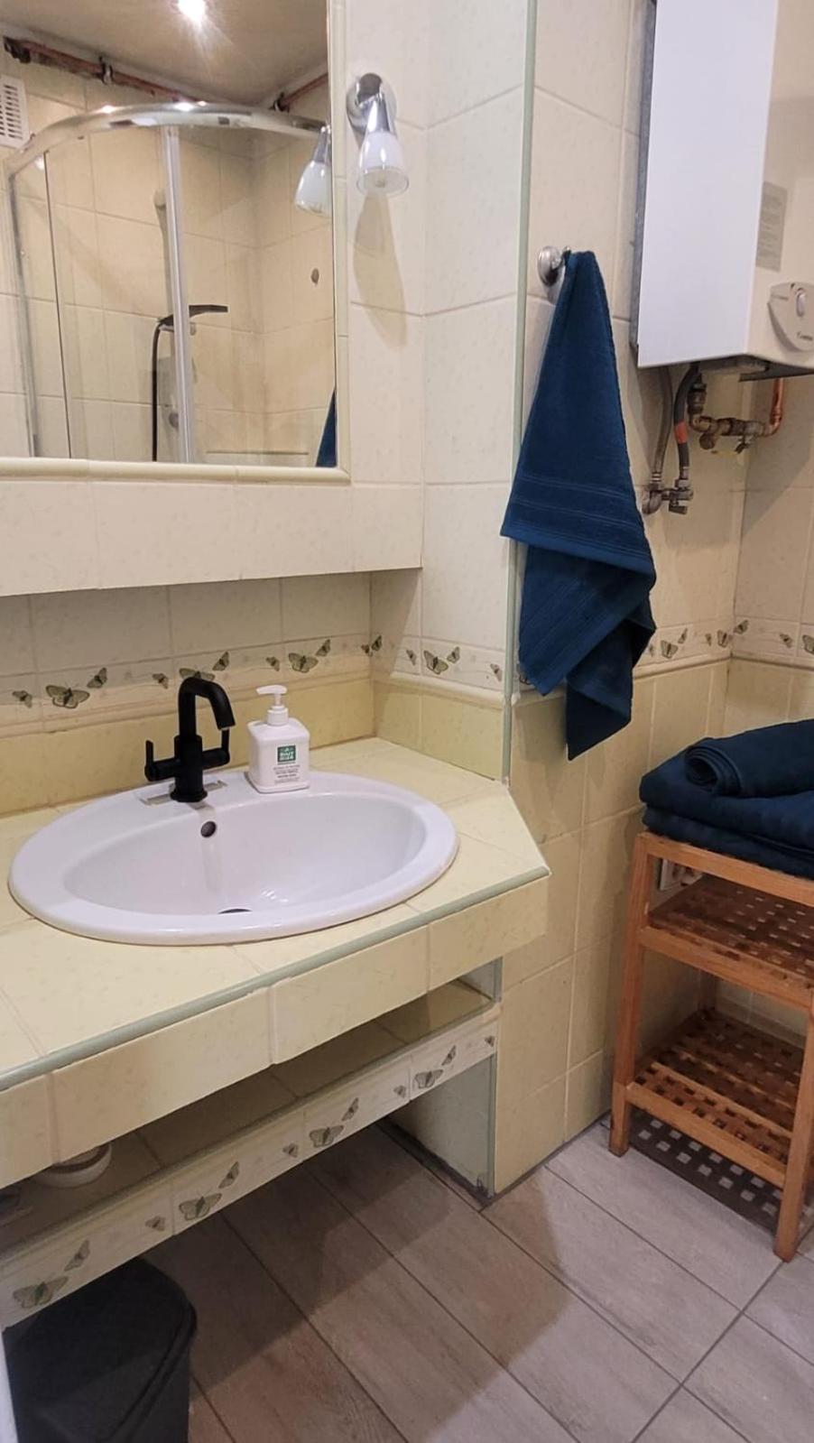 Dams Apartament *